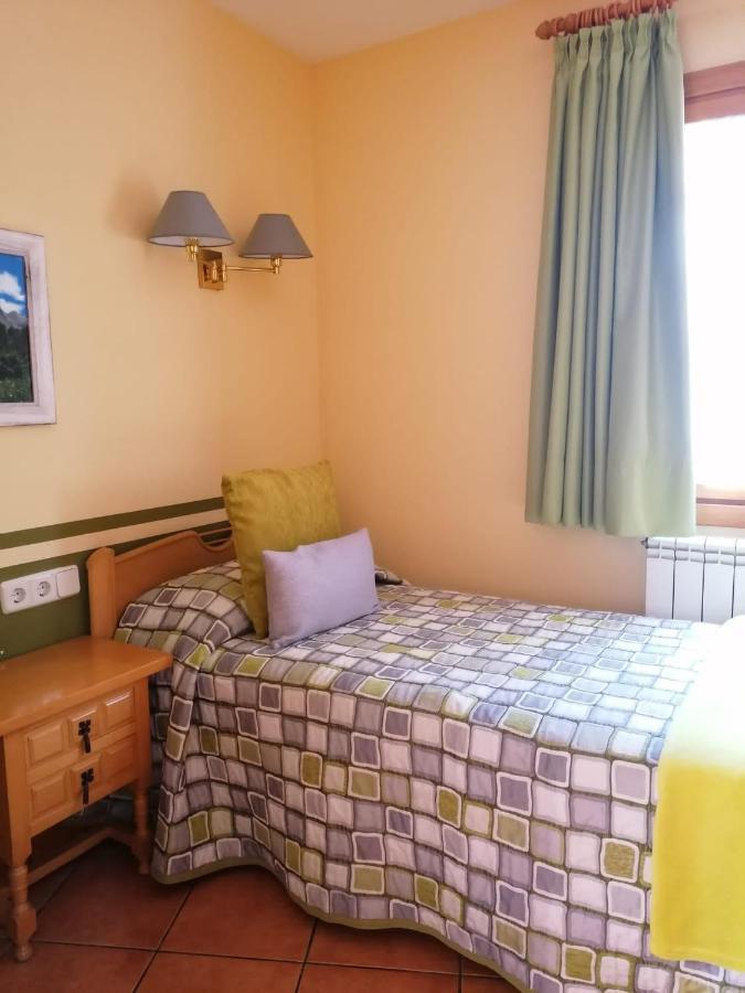 Apartaments La Bonaigua Valencia D'Aneu Extérieur photo